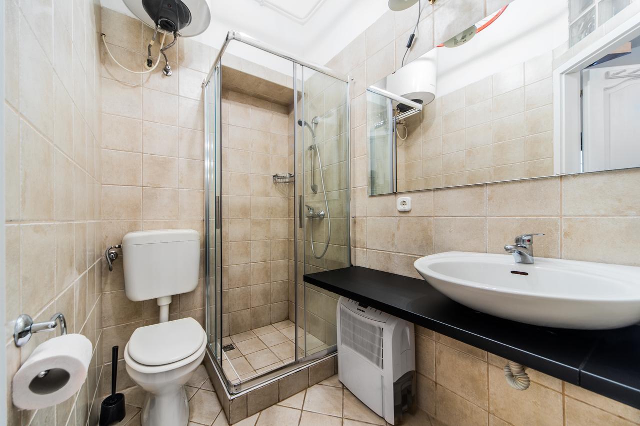 Aranyos Apartman Boedapest Buitenkant foto