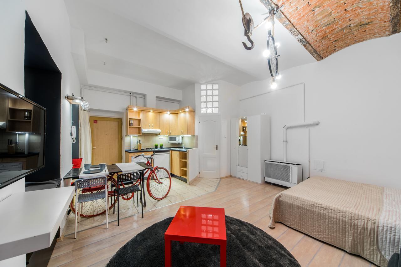 Aranyos Apartman Boedapest Buitenkant foto